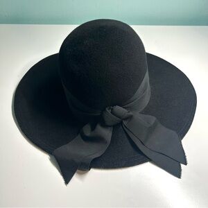 Ranleigh Vintage Women's‎ Black Felt Wide Brimmed Hat with Bow